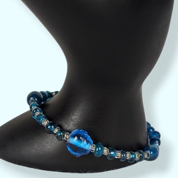 (2/$20) Blue Glass Beaded Memory Wire Bracelet - Picture 1 of 4